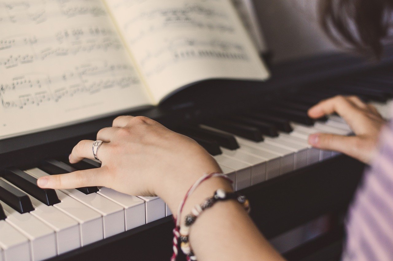 how-to-improve-piano-hand-coordination